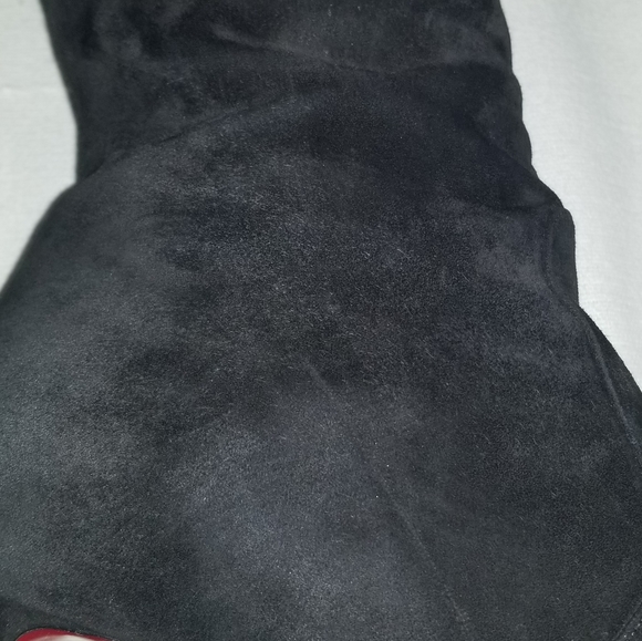 Christian Louboutin, Eleanor, black suede, knee high, heeled boots, 40 - Picture 6 of 8